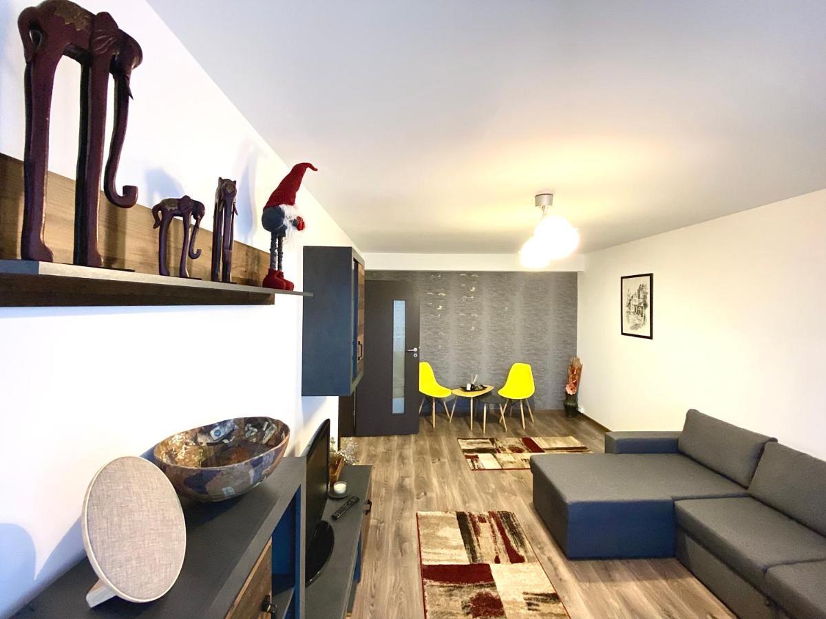 Urban Guesthouse Braşov Exteriör bild